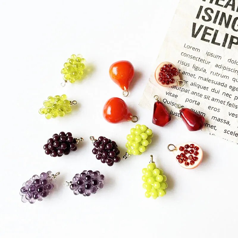 6pcs Grape Fruits Resin Food Charms Diy Findings Kawaii 3D Keychain Bracelet Earring Pendant Charms for Jewelry Making Suppplies