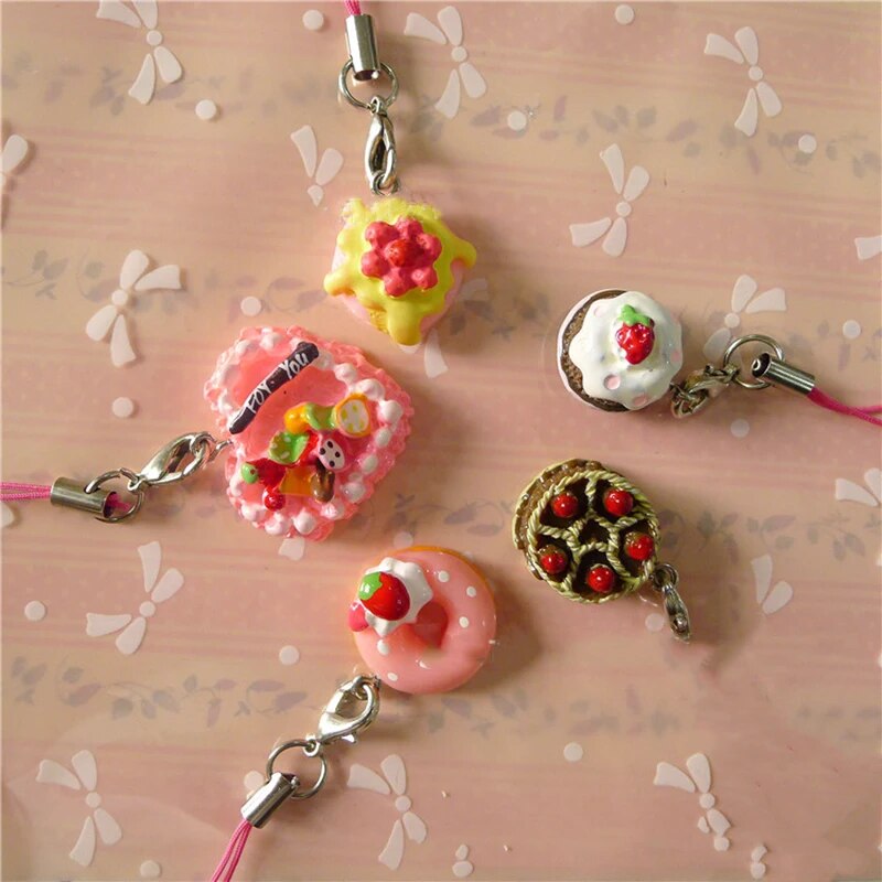30Pcs/Set Mini Kawaii Mix Resin Food Charms Necklace Donut Cake Ice Cream Pendant For DIY Decoration Keychain Charms