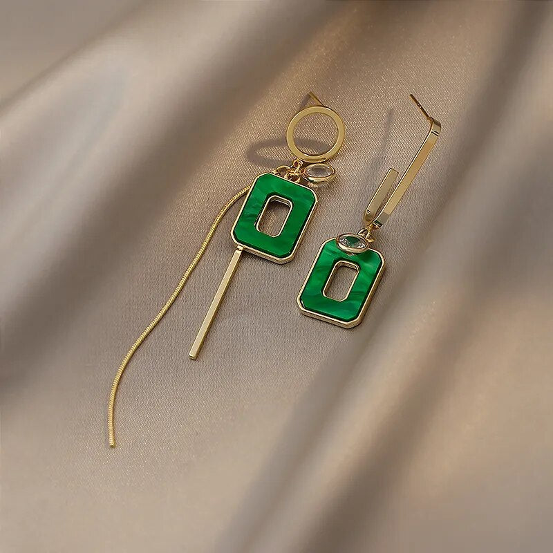 2023 New Asymmetric Green Square Tassel Long Earrings Korean Design Jewelry Girls Fashion Accessories Drop Earrings For Woman