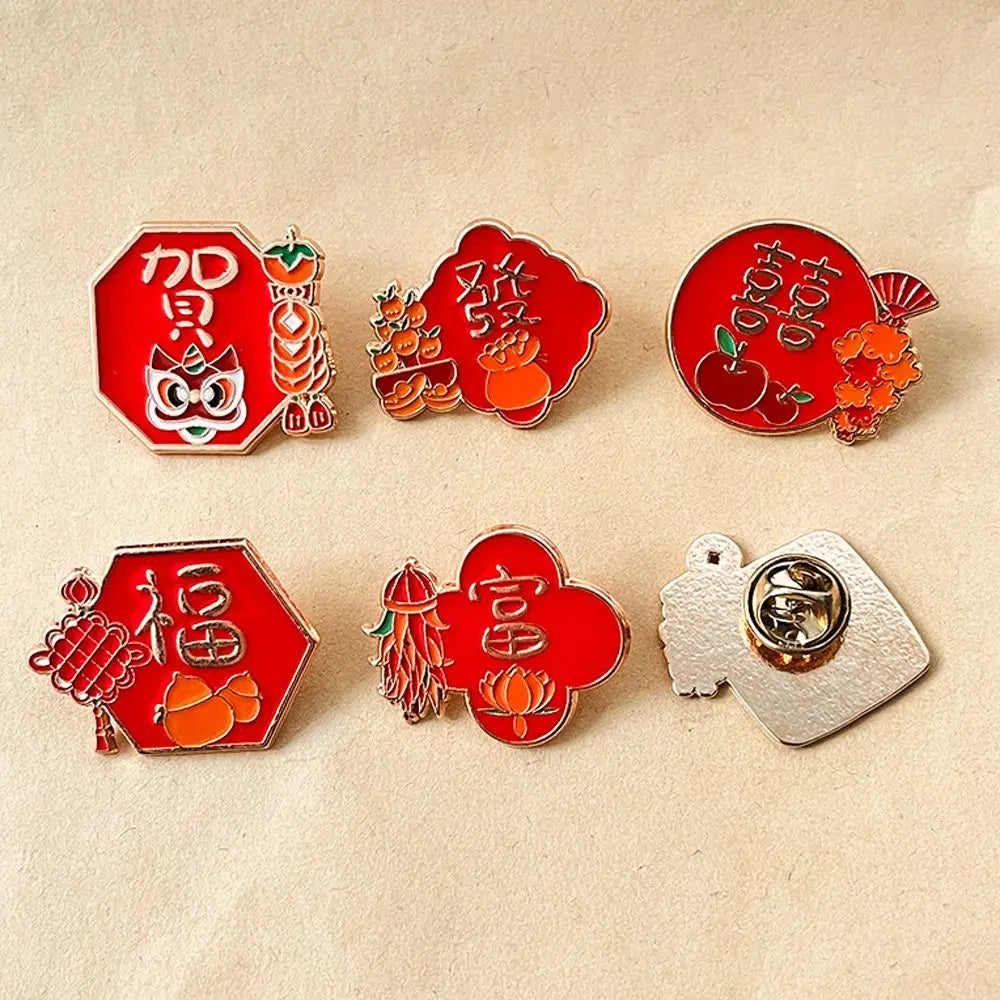 Chinese Style New Year Brooch Clothing Accessories Blessing Rich Cartoon Pin Brooch Metal Red 2024 Year Badge Dragon Year
