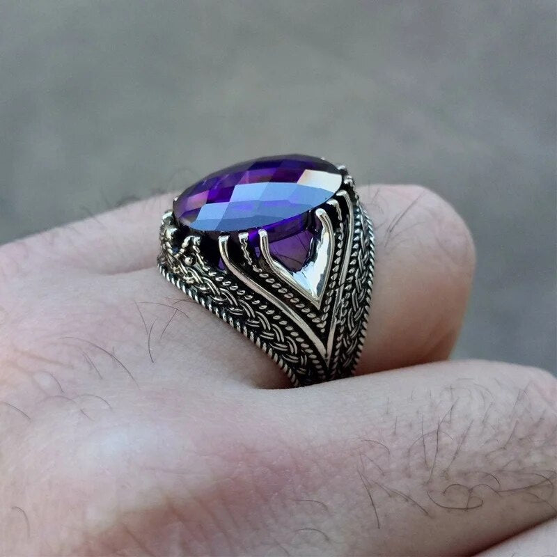 2023 Ring Male Korean Fashion Gothic Accessories Inlaid Purple Gem Popular Men's Ring Gold Jewelry Engagement Ring Anillos