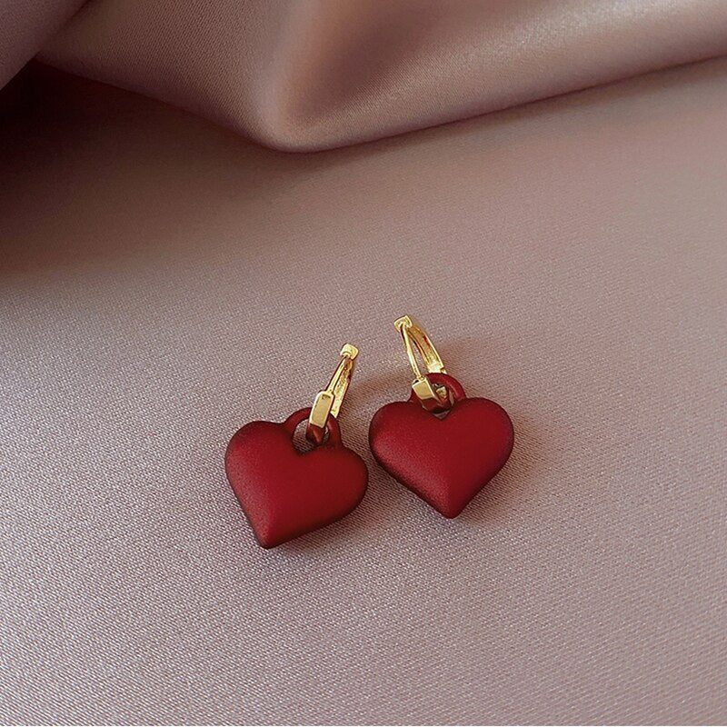 2022 New Premium Frosted Matte Red Heart Pendant Ear Button Korean Fashion Earrings For Woman Party Sweet Elegant Accessories