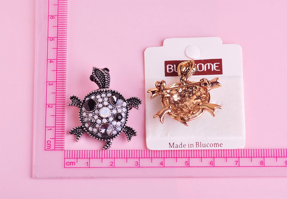 Blucome Red Tortoise Brooch Hat Scarf Sweater Pins Up Turtle Animal Brooches For Woman Kids Girls Best Gifts Birthday Jewelry