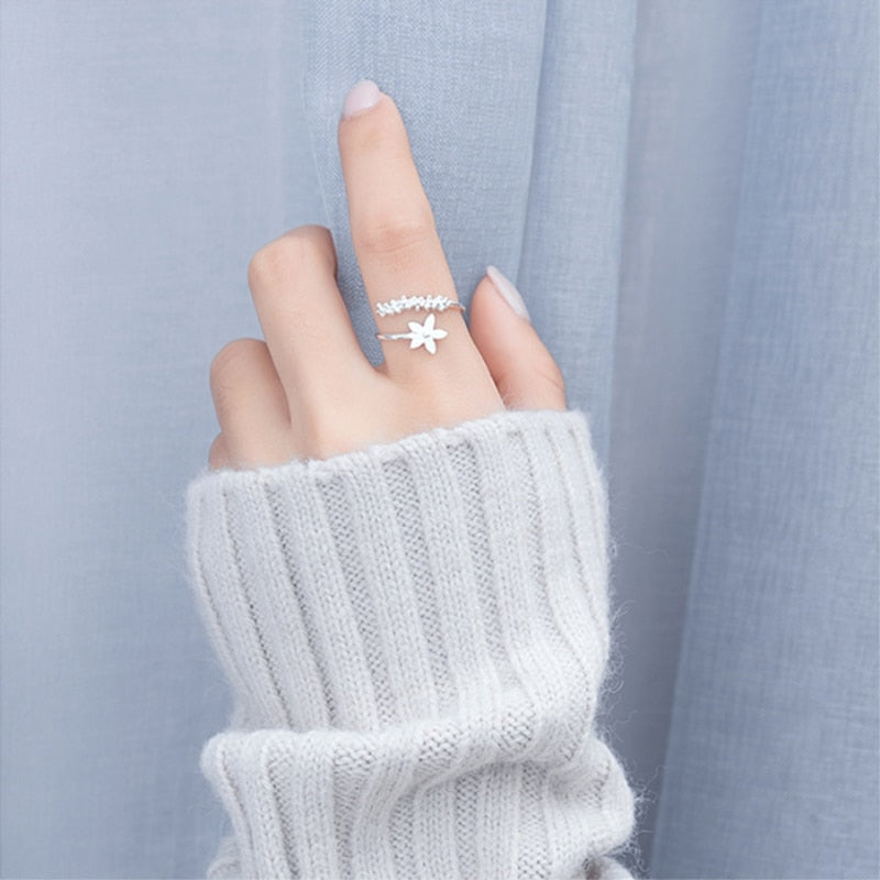 Fresh Flower Silver Color Temperament Personality Literary Fashion Gift Korea Female Resizable Opening Rings SRI172