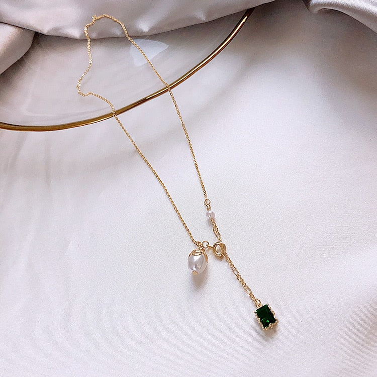 2020 South Korea New Green Pearl Pendant Necklace Delicate Elegant Clavicle Chain Geometric Simple Neck Chain