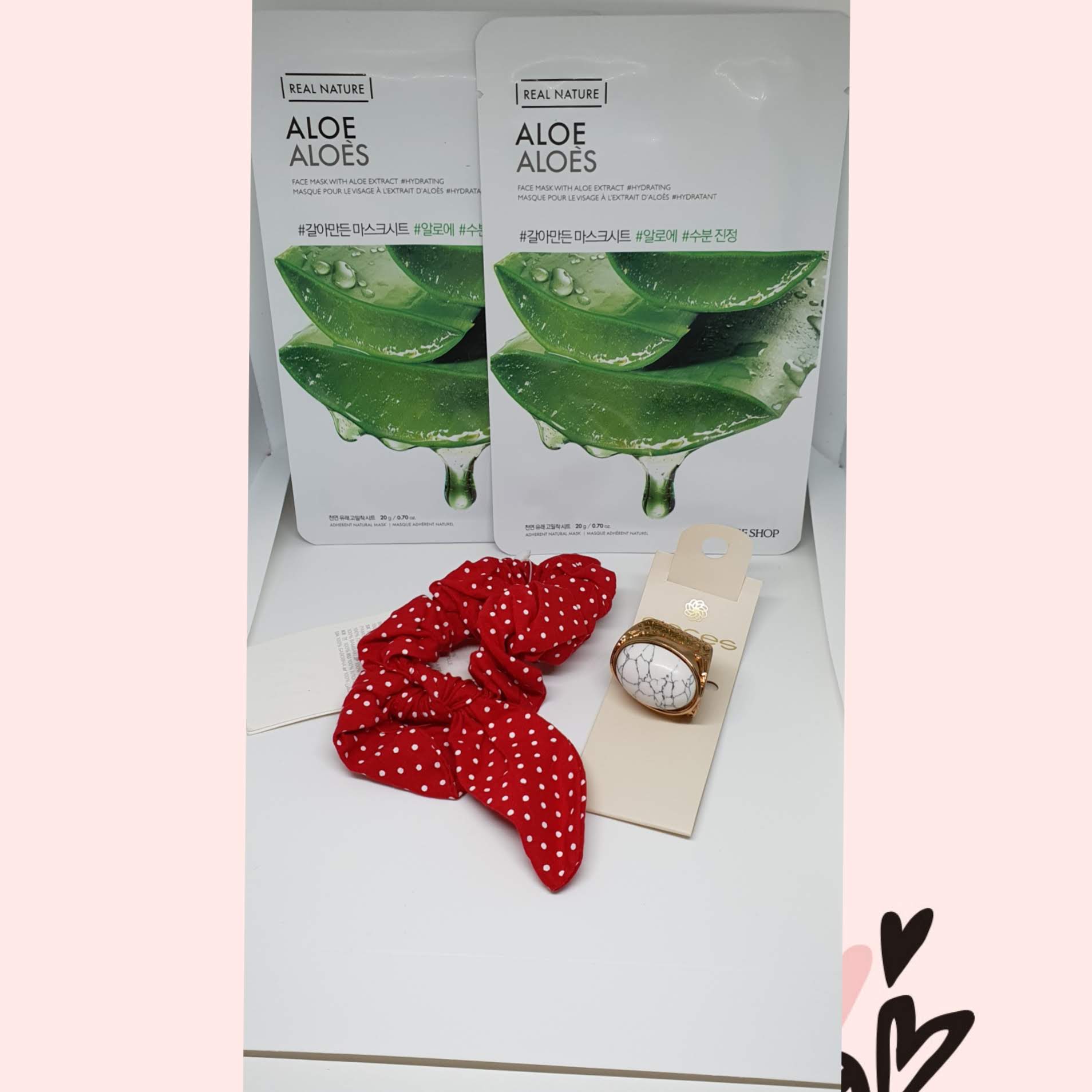 Shopping Find - Set of Faceshop Face Mask, Scrunchie and Ring