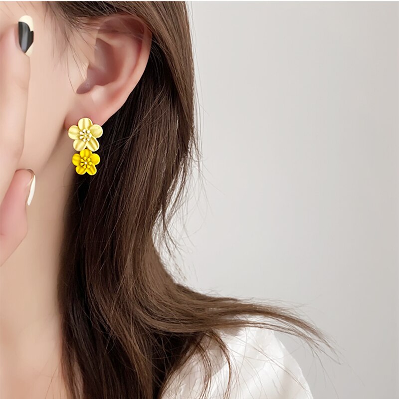 Simple Coffee Flower Drop Dangle Earrings for Women 2022 Korean Fashion Jewelry Wedding Party Girl Elegant Jewelry Accessories
