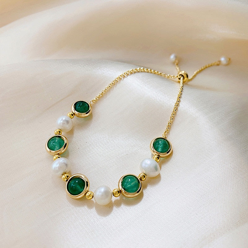 Korean Classic Green Crystal Stone Bead Bracelet for Woman Fashion New Imitation Pearl Cuff Bracelet Female Party Jewelry Gift