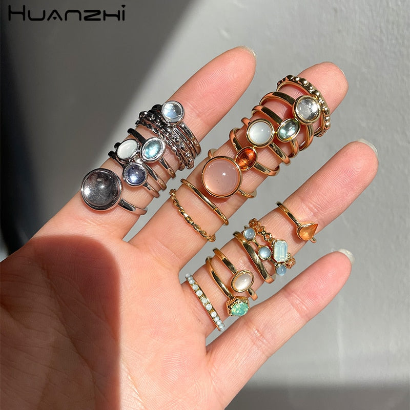 HUANZHI 2021 New Korea 8pcs/set Vintage Colorful Stone Metallic Chain Trendy Geometry Hit Rings Set for Women Girls Jewelry